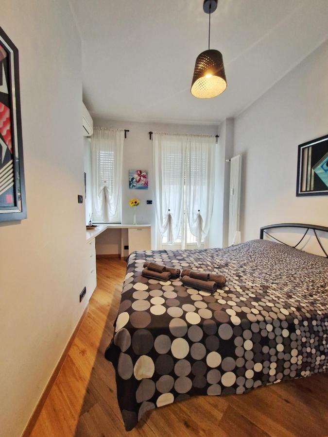 Ana'S Place Torino 3 Apartment ภายนอก รูปภาพ