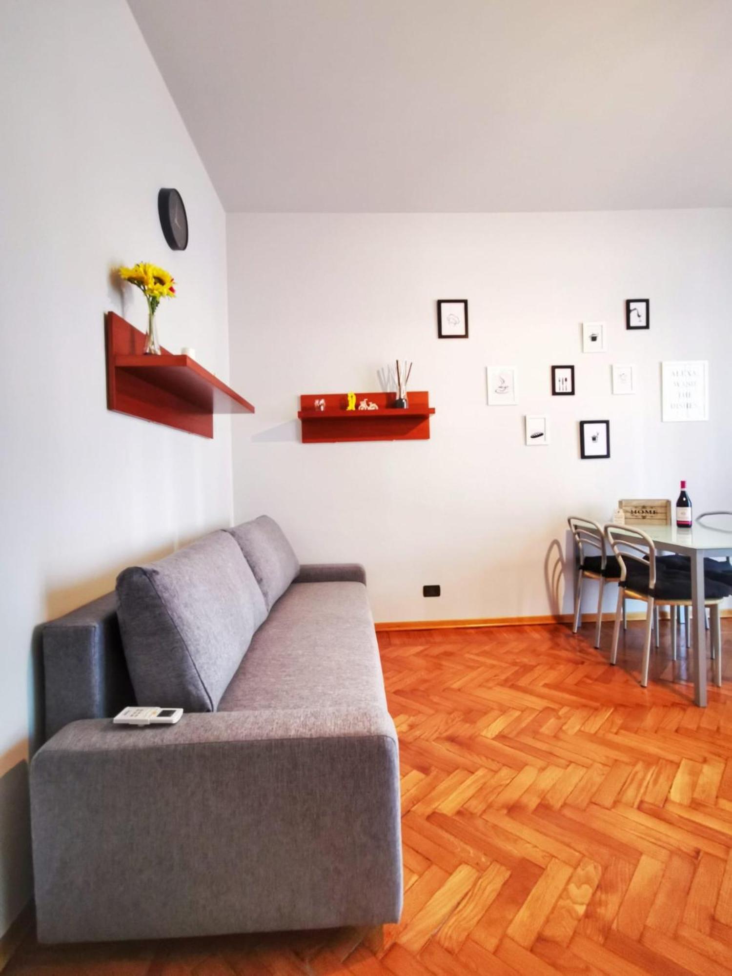 Ana'S Place Torino 3 Apartment ภายนอก รูปภาพ